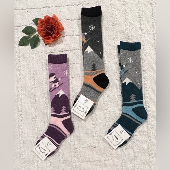 IBSPOT Pack of 3 Thick Ski Socks for Kids- Size 4-7 yrs - Picture 5 of 7